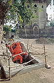 Orchha - small shrine 